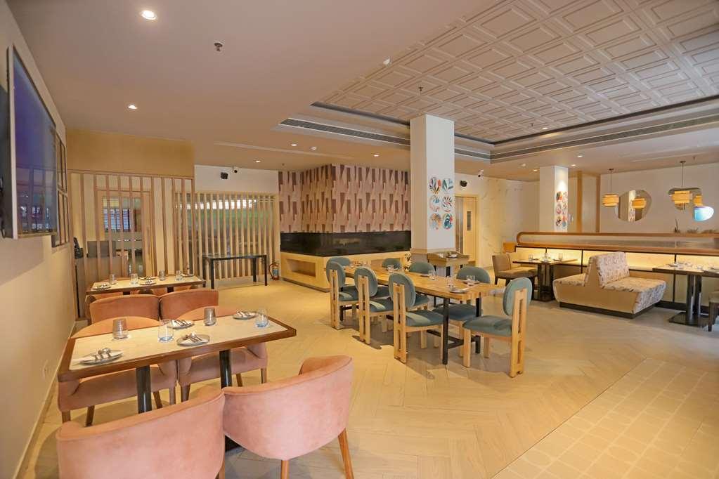 Park Inn By Radisson New Delhi Lajpat Nagar מסעדה תמונה