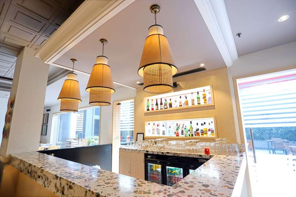 Park Inn By Radisson New Delhi Lajpat Nagar מסעדה תמונה