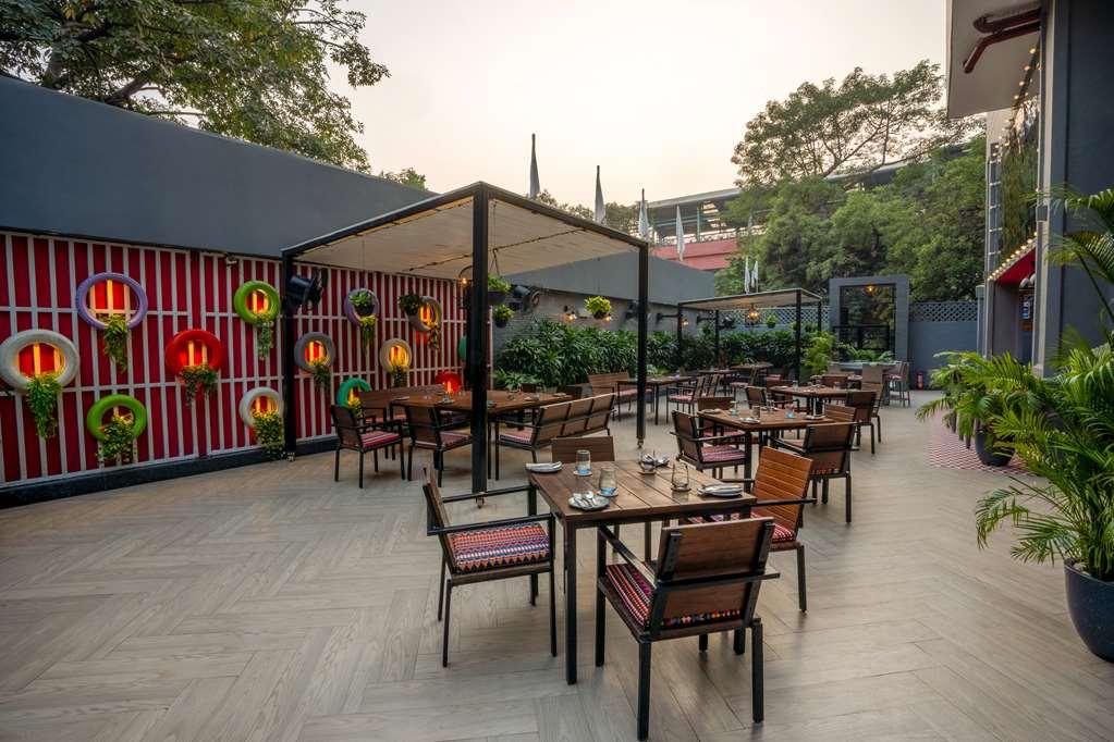 Park Inn By Radisson New Delhi Lajpat Nagar מסעדה תמונה
