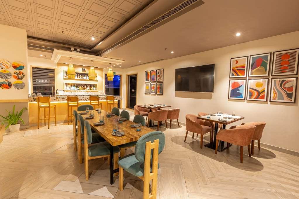 Park Inn By Radisson New Delhi Lajpat Nagar מסעדה תמונה